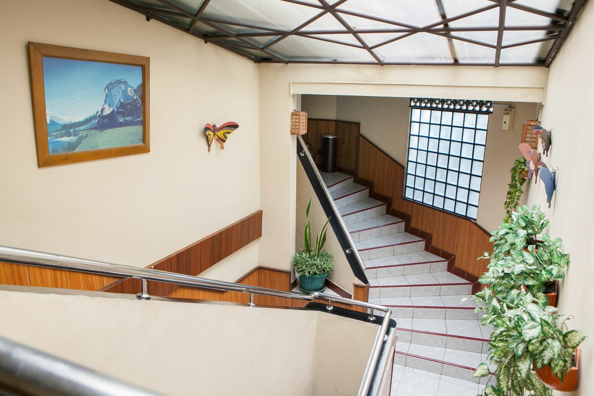 Reddoorz Plus Near Riau Street 万隆 外观 照片