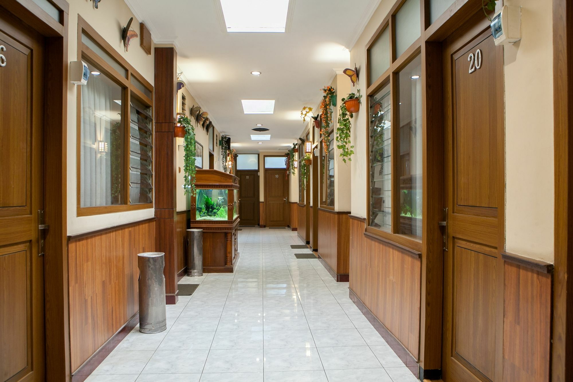 Reddoorz Plus Near Riau Street 万隆 外观 照片